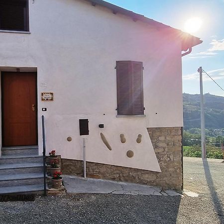 Appartement Ca Ed Giuanoto à Santo Stefano Belbo Extérieur photo