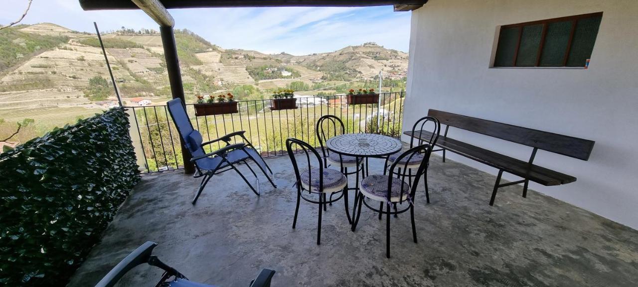 Appartement Ca Ed Giuanoto à Santo Stefano Belbo Extérieur photo